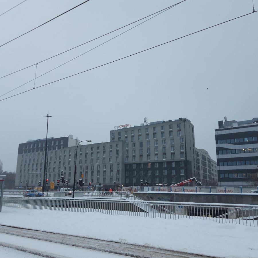Yaroslav Apartments Warsaw Exterior photo